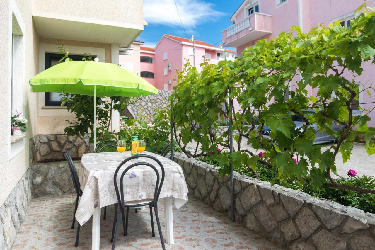 Villa Paradiso Punat Eksteriør billede