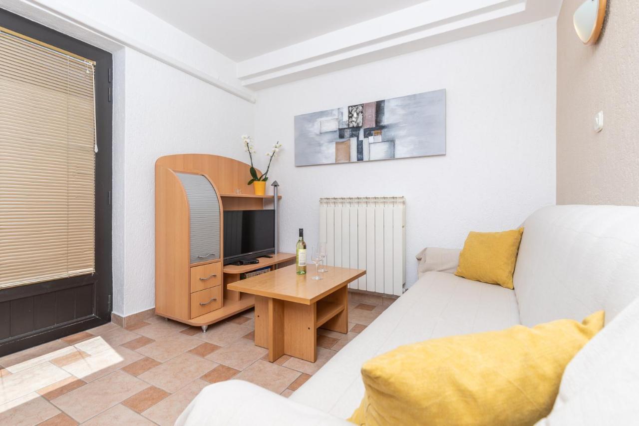 Villa Paradiso Punat Eksteriør billede